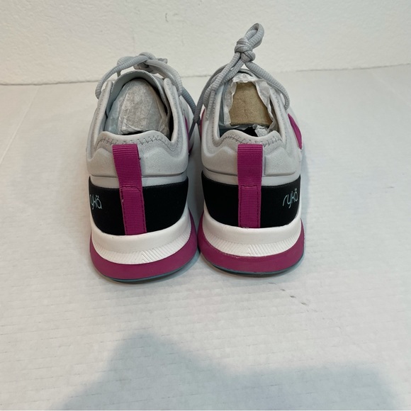 Women's Ryka, Dynamic Pro Training Shoe, size 8 - Picture 3 of 9